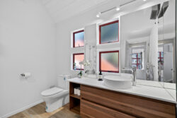 8B Kiely Lane Queenstown Central Queenstown Otago 9300 New Zealand