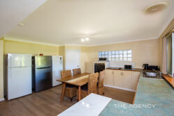 51 Caves Rd Abbey WA 6280 Australia