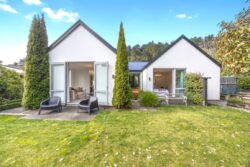 4 Chorley Place Hillsborough Christchurch Canterbury 8022 New Zealand