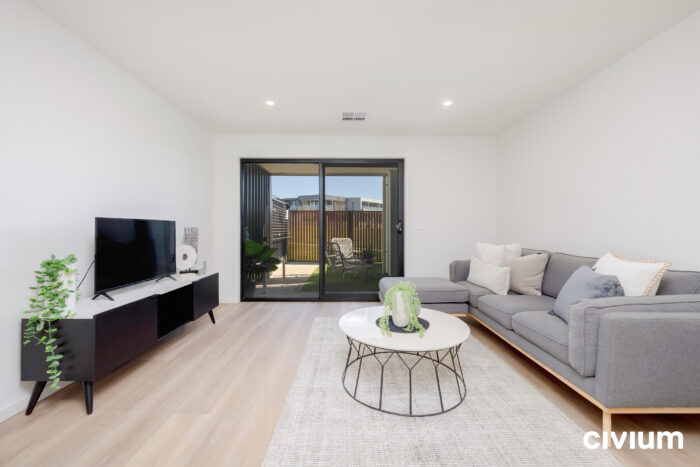 Unit 9/209 John Gorton Dr Wright ACT 2611 Australia