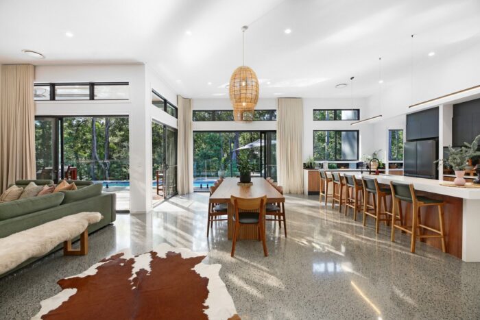 15 Mary Bale Dr Tallebudgera QLD 4228 Australia