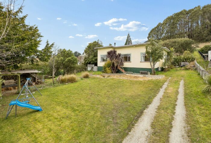 4 McKenzie Street Palmerston Otago 9430 New Zealand