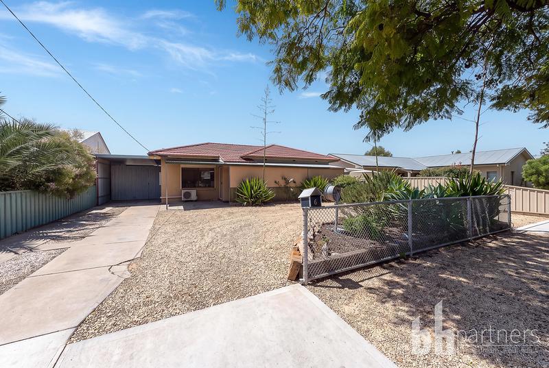 6 Oak St Loxton SA 5333 Australia