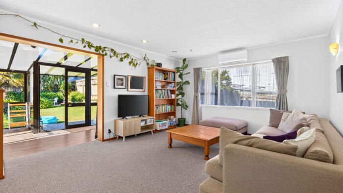 2/7 Pomelo Road Te Atatū South Waitakere City Auckland 0610 New Zealand