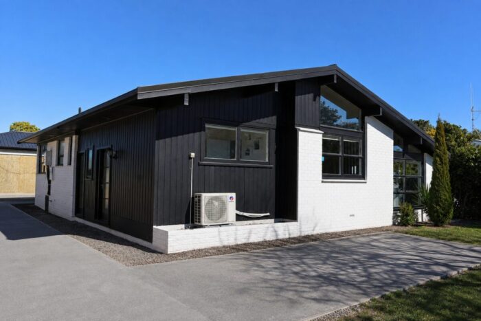 1/14 Ridgeway Place Glenview Hamilton City Waikato 3206 New Zealand