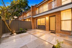 2/11 Rookwood Rd Yagoona NSW 2199 Australia