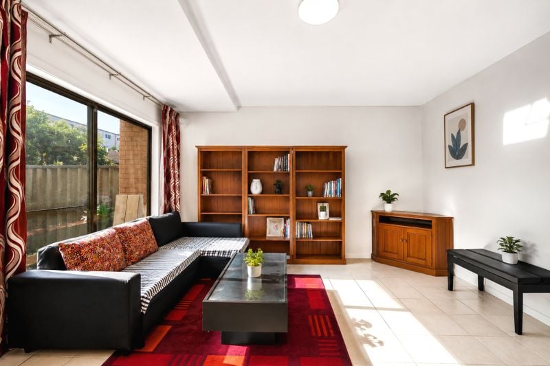 2/11 Rookwood Rd Yagoona NSW 2199 Australia