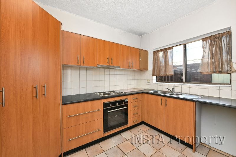 2/11 Rookwood Rd Yagoona NSW 2199 Australia