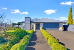 25 Parklea Avenue Halswell Christchurch City Canterbury 8025 New Zealand