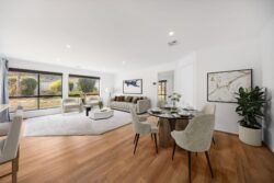 85 Thomas Royal Gardens Queanbeyan East NSW 2620 Australia