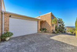 9 Yeramba Cres Terrigal NSW 2260 Australia