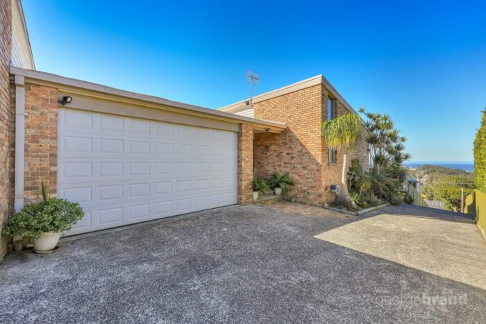 9 Yeramba Cres Terrigal NSW 2260 Australia