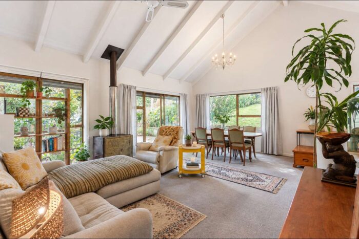 86A Mountbatten Avenue Hillcrest North Shore City Auckland 0627 New Zealand