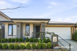 13 Treviso St Fraser Rise VIC 3335 Australia