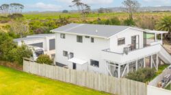 308B Pukehina Parade Pukehina Bay of Plenty 3189 New Zealand