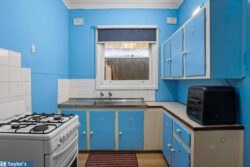 34 Burcombe St Elizabeth Vale SA 5112 Australia