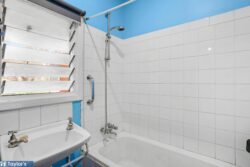 34 Burcombe St Elizabeth Vale SA 5112 Australia