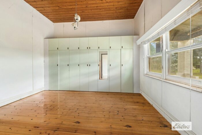 11 Chapel St Serpentine VIC 3517 Australia