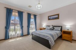18 Dempster Ct Greenwith SA 5125 Australia