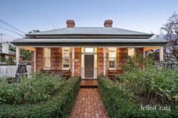 142 Donald St Brunswick VIC 3056 Australia