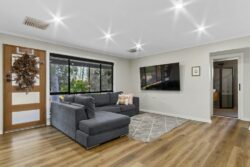 9 Foster Rd Sunlands SA 5322 Australia