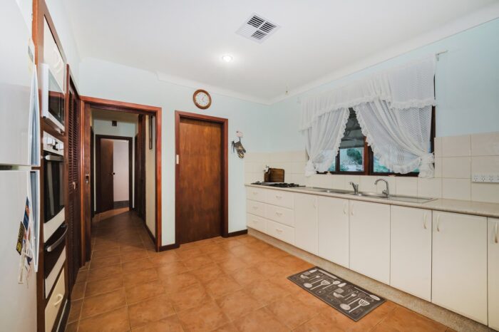 32 Hestia Pl San Remo WA 6210 Australia