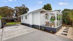 6 Holman Road Te Atatū Peninsula Waitakere City Auckland 0610 New Zealand