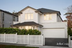 6 Hudson St Hampton VIC 3188 Australia