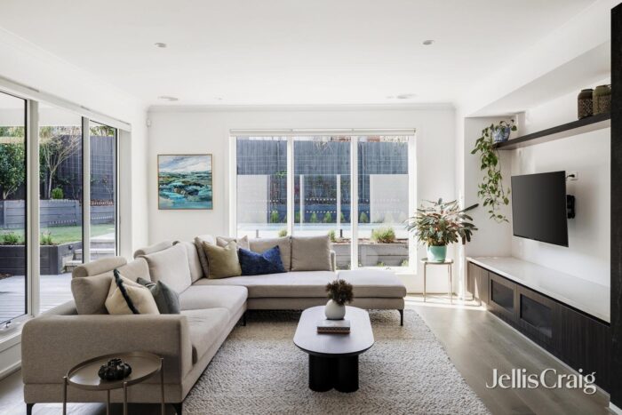 6 Hudson St Hampton VIC 3188 Australia