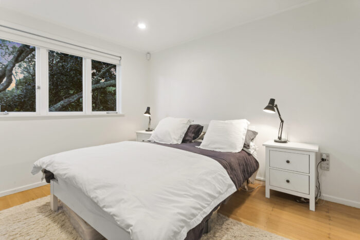 2/5 Larchwood Avenue Westmere Auckland City Auckland 1022 New Zealand