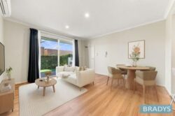 Unit 12/101 Kinloch Cct Bruce ACT 2617 Australia