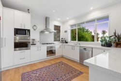 25 Gunbar Drive Welcome Bay Tauranga Bay of Plenty 3112 New Zealand