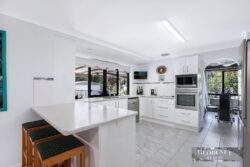 42 Palmridge Ct Deception Bay QLD 4508 Australia