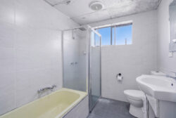 Unit 2/12 Railway Rd New Lambton NSW 2305 Australia
