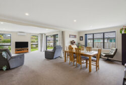 35 Waipunahau Road Waikanae Kapiti Coast Wellington 5036 New Zealand