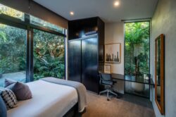 1 Tiri Road Takapuna North Shore City Auckland 0620 New Zealand