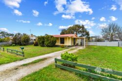 182 Victoria Parade Bordertown SA 5268 Australia