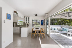 4/4 Webber Street Westmere Auckland City Auckland 1022 New Zealand