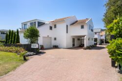 200A Harbour View Road Whangamatā Thames-Coromandel Waikato 3620 New Zealand