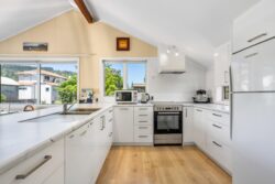 200A Harbour View Road Whangamatā Thames-Coromandel Waikato 3620 New Zealand