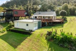 17 Ngahere Terrace Opoutere Thames-Coromandel Waikato 3691 New Zealand