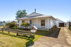 116 Park Avenue Whangamatā Thames-Coromandel Waikato 3620 New Zealand