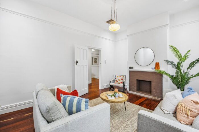 110 Whatley Cres Maylands WA 6051 Australia
