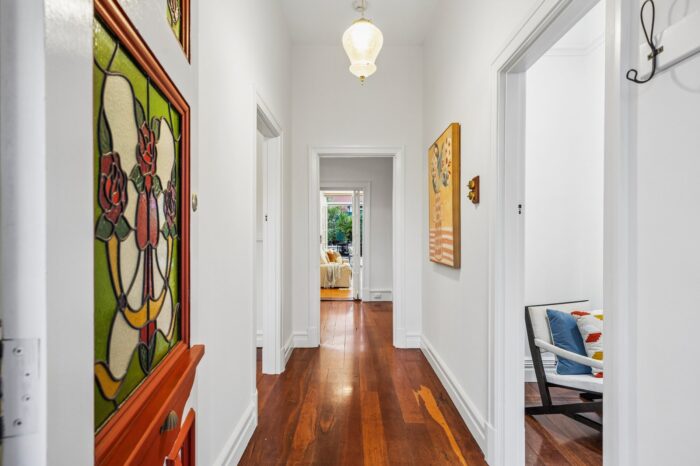 110 Whatley Cres Maylands WA 6051 Australia