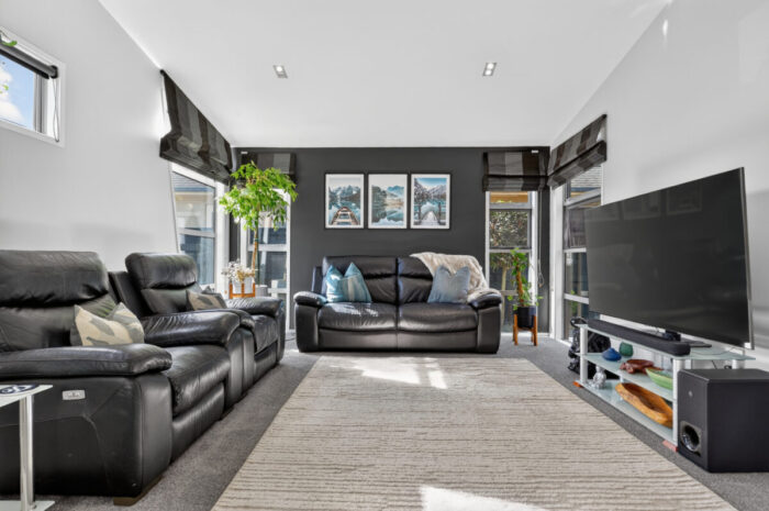 11 Whistler Close Rototuna North Hamilton City Waikato 3210 New Zealand