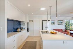 6 Lees Cove Karaka Franklin Auckland City Auckland 2113 New Zealand