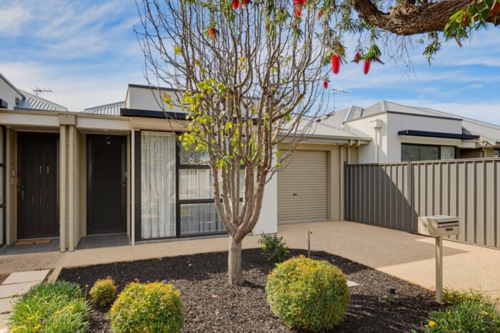 11A Kelmscott St Oaklands Park SA 5046, Australia