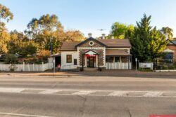 2A Murray St Greenock SA 5360, Australia