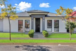 1A Stralia Ave Hectorville SA 5073, Australia