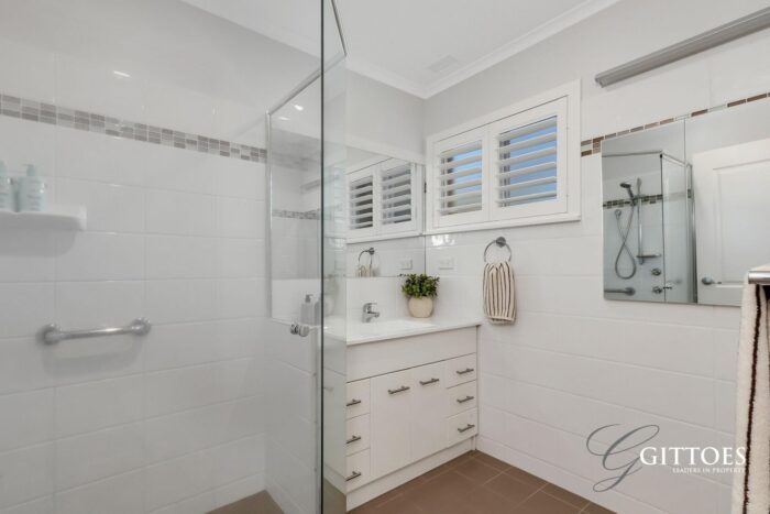 19 Bayside Dr Green Point NSW 2251, Australia